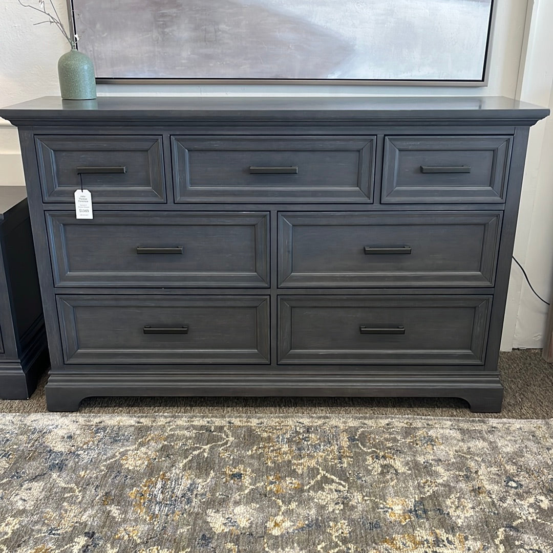 BD105-3007 SUMMIT 7 DRAWER DRESSER HEATHER GRAY