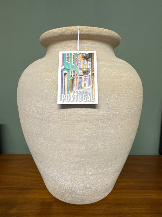 VASE BY HAND POT PORTUGAL