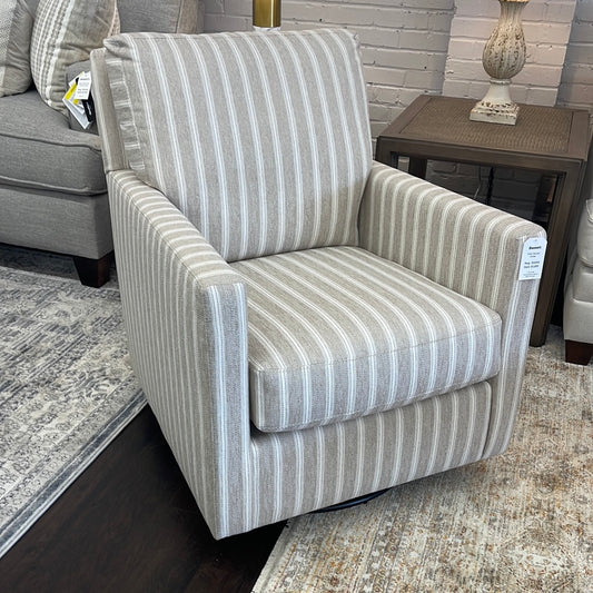 1144-09 TRENT SWIVEL GLIDER 2541-8