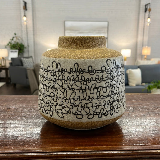 A2000127S MEGHAN VASE SMALL
